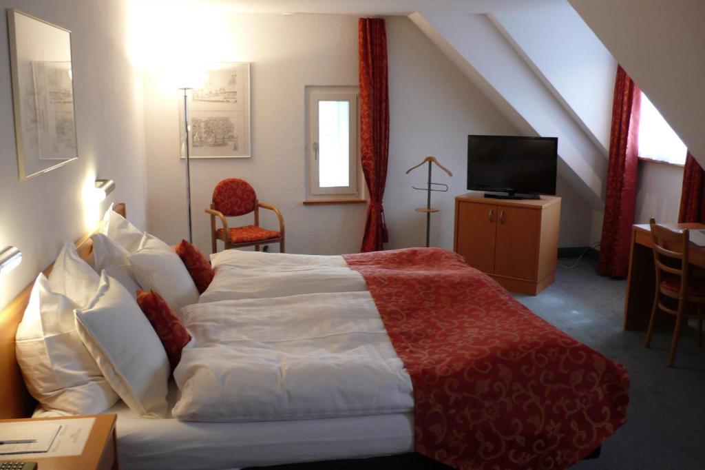 Schloss Bottstein Hotel Стая снимка
