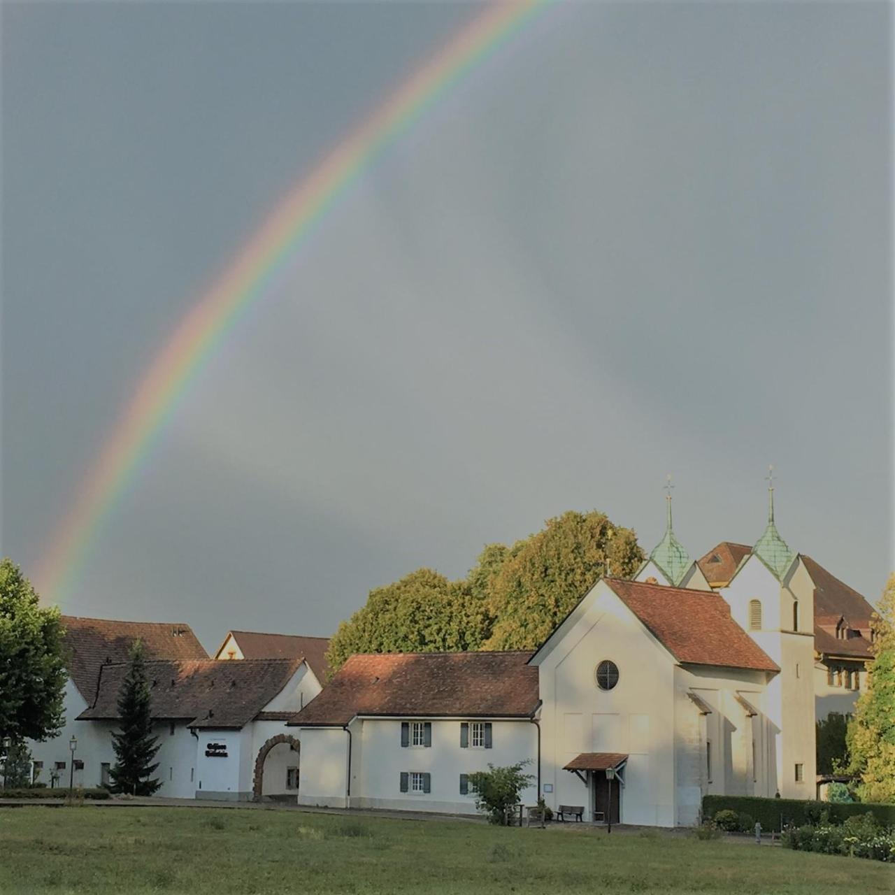 Schloss Bottstein Hotel Екстериор снимка